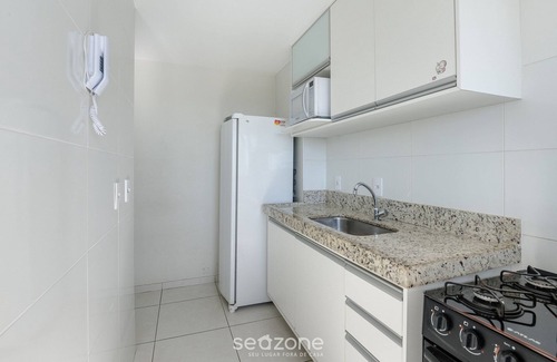 Praia do Morro Apartment | Apartment With Balcony 500m From the Beach Emz0504