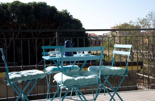 Cervo Apartment | Cozy Oceanfront Apartment with Balcony at The Blue Strelitzia