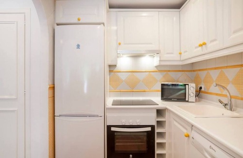 Golden Mile Apartment | Seaside Apartment with Spacious Terrace Steps from the Beach