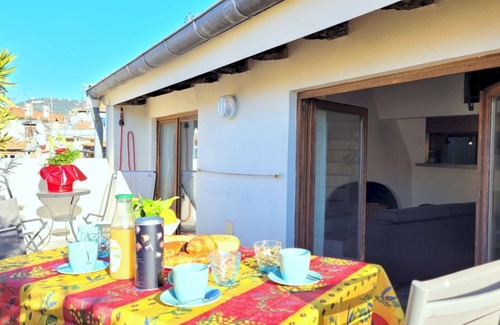 Old Town Apartment | Character-Filled 2-Bedroom Apartment with Terrace in Old Nice