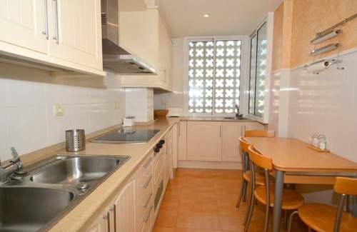 El Roc de Sant Gaieta Apartment | Family-Friendly Apartment with Pool and Playground Access