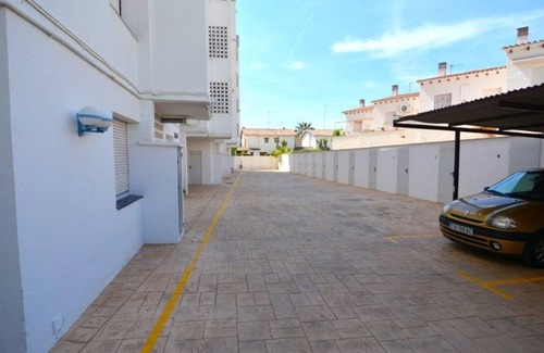 El Roc de Sant Gaieta Apartment | Family-Friendly Apartment with Pool and Playground Access