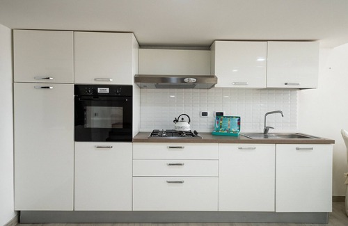 Pozzuoli Apartment | Stunning Apartment with Free Parking and Ocean Views