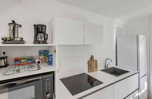 Cassis Apartment | Pet-Friendly Apartment with Garden & 10/10 Guest Rating