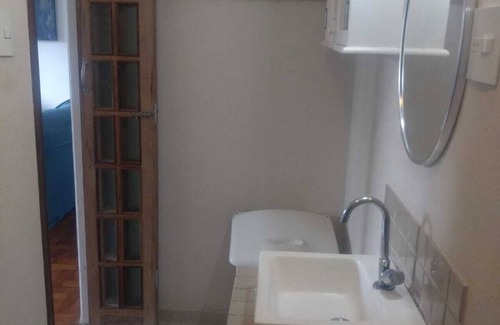 Parque Enseada Apartment | Inviting Apartment with Pool, Spa & BBQ for Perfect Getaway