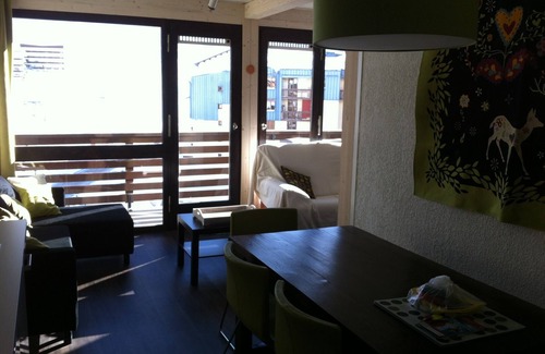 Les Almes Apartment | Renovated Apartment with Large Balcony & Family-Friendly Perks