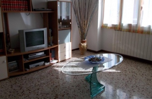 Omegna House | Apartment with large terrace and beautiful views of the mountains and hills