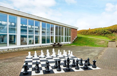 Sondervig Apartment | Cozy Holiday Home for 6 with Oceanfront Views in Ringkøbing