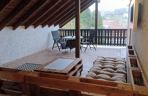 Freisen Apartment | Apartment with loggia