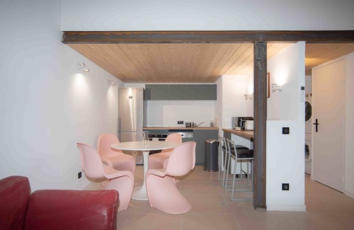 Charmettes - Bellecombe Apartment | Cozy Apartment with Mezzanine Near Train Station