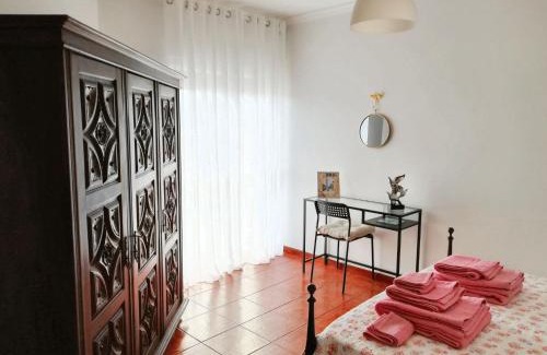 Baiao Apartment | Scenic Apartment with Mountain View and Terrace in Eiriz