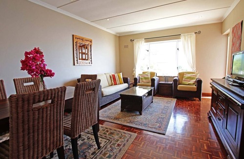 Redhill Apartment | Ocean View Apartment: Your Budget-Friendly Getaway Awaits