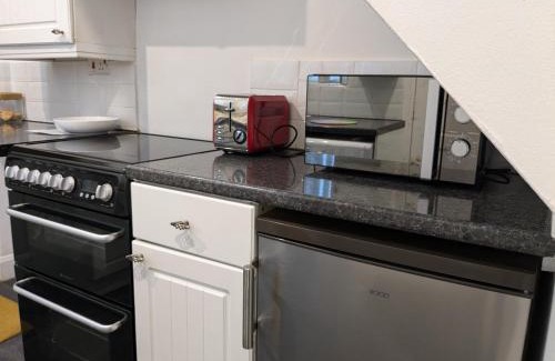 Durham Apartment | Cozy Apartment with Patio, Pet-Friendly & Great Reviews