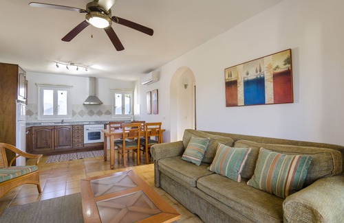 Puerto Luz Apartment | Stylish Oceanfront Apartment with Pool & WiFi Access