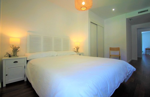 Playa de San Juan Apartment | Relaxing Apartment with Pool and Parking at San Juan Playa