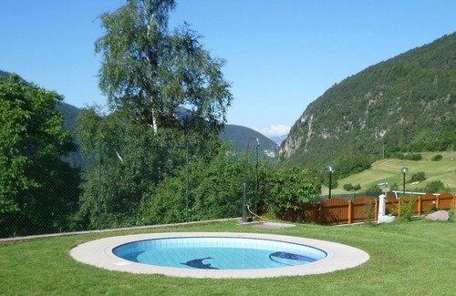 Trodena Apartment | Perfect Getaway: Apartment with Pool and Spa Amenities