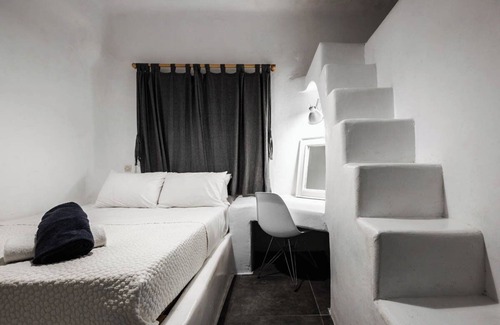 Paradise Hotel | Modern Apartment with Pool & Ocean View - Ideal for Families