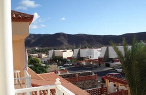 Tarajalejo Apartment | Serene Apartment with Private Pool in Tarajalejo