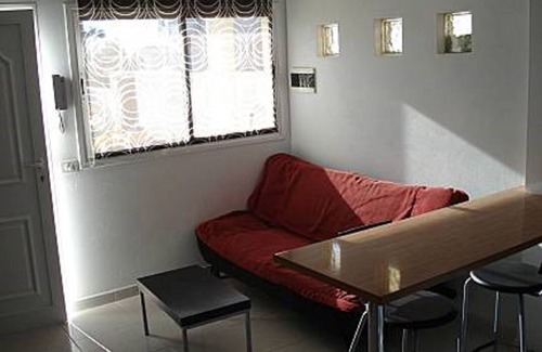 Tarajalejo Apartment | Serene Apartment with Private Pool in Tarajalejo
