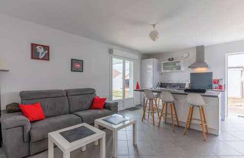 Mimizan-Plage Apartment | Relaxing Apartment with Private Terrace & Oceanfront Views
