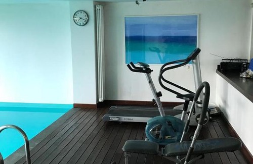 Como Apartment | Secluded Apartment with Private Pool in Como Hills
