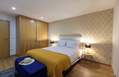 Aveiro Apartment | Cozy Aveiro Apartment with Private Patio & Ocean View