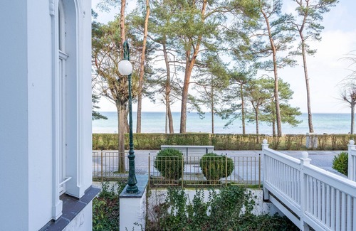 Binz Apartment | Seaside Apartment with Ocean View and Pool Access