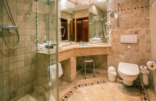 Binz Apartment | Cozy Apartment with Ocean View and Pool - Rated 9.8/10