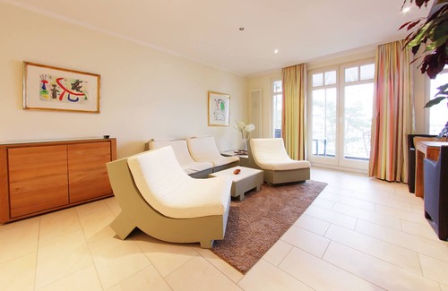 Binz Apartment | Cozy 2-Bedroom Apartment with Ocean View and Balcony