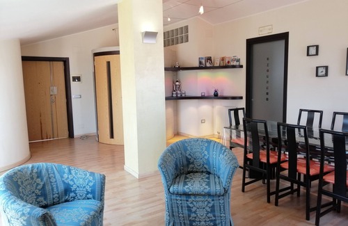 Alba Adriatica Apartment | Sea View Apartment with Pool and Spa Amenities