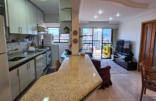 Vila Julia Apartment | Oceanfront Guarujá Enseada Apartment with Scenic Sea Views