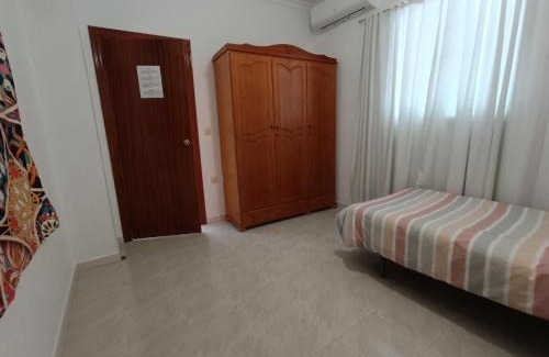 Algodonales House | Child-Friendly Apartment with Single Rooms - Rated 9/10
