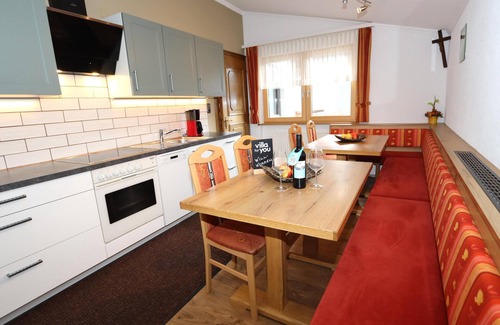 Kappl Apartment | Perfectly Located Apartment with Ski Bus at Your Doorstep