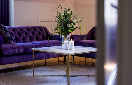 Augustenborg Apartment | Scenic Apartment with Balcony Overlooking Park and Castle