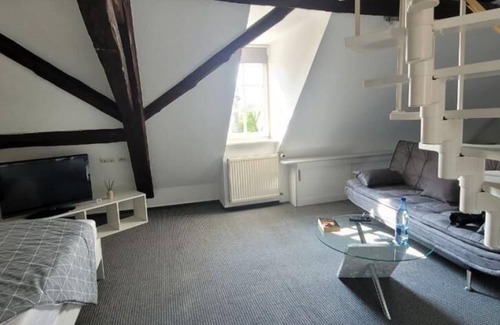 Mellrichstadt Apartment | Cozy Apartment with Ocean View and Family-Friendly Amenities