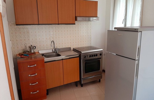 Campagnola Apartment | Relaxing Apartment with Lake View & Pool Just Steps from Beach