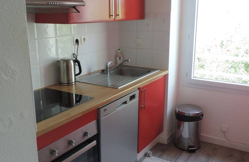 Marans Apartment | Tranquil Apartment with Pool near Sea & Marais Poitevin
