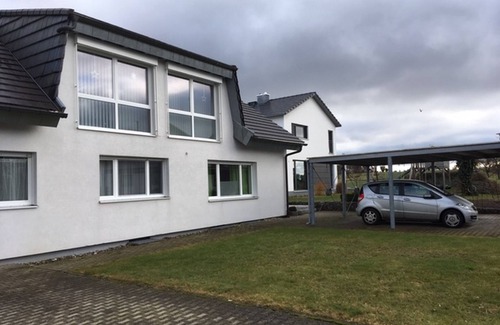 Blaubeuren Apartment | Cozy Apartment with Terrace for 2 | Guest Rated 9.6/10