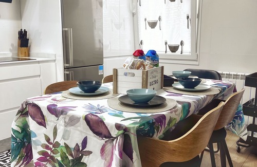 Gijon City Centre House | Cozy Apartment with Terrace & Parking Steps from the Beach