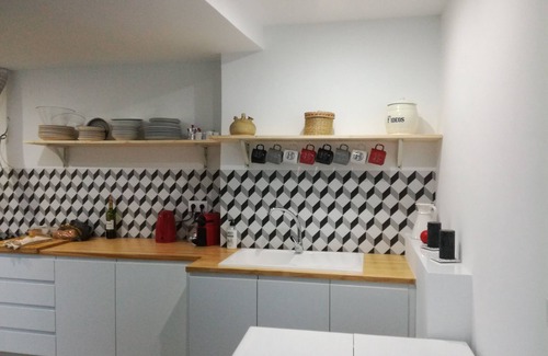 Alicante Apartment | Cozy Apartment with Terrace & Ocean View, Near the Beach