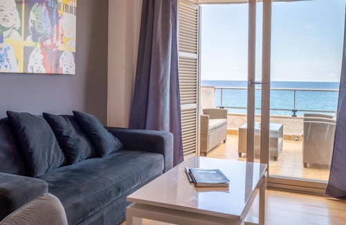 S'illot Apartment | Apartment with terrace by the beach with sea view - Antic 202
