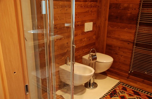 Elva Apartment | Relaxing Apartment with Terrace and Spa Amenities