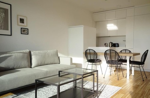 Favoriten Apartment | Relaxing Apartment with Terrace Near Metro & Spa Access