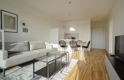Favoriten Apartment | Relaxing Apartment with Terrace Near Metro & Spa Access