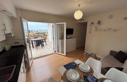 Peniscola Apartment | Apartment with views in Peñíscola by beBalmy