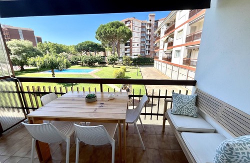 Platja d'Aro Apartment | Ideal Apartment with Pool, Wifi, and Tennis Court
