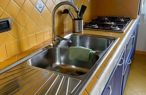 Volla Apartment | Cozy Apartment with Wi-Fi and Netflix for Your Stay