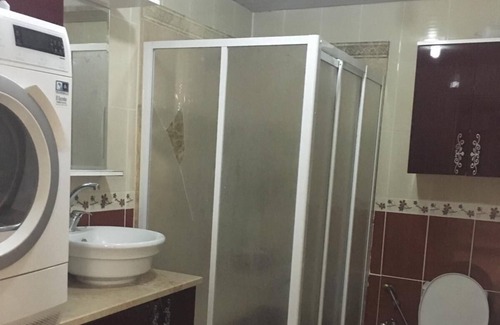 Pendik Apartment | Budget-Friendly Apartment in a Private Complex Awaits You