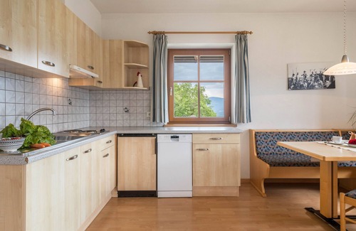 Feldthurns Apartment | Views & Comfort at Woehrmannhof Spinnrad with Garden Access