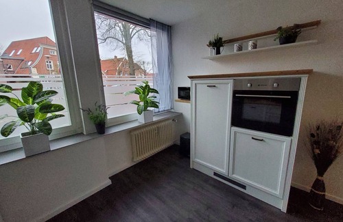 Veldhausen Apartment | Apartment 'Wohnung 2' with Shared Terrace and Wi-Fi